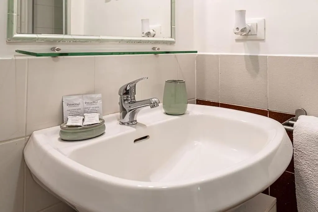Lungaretta Studio Flat Trastevere Rome 0*,  Italy